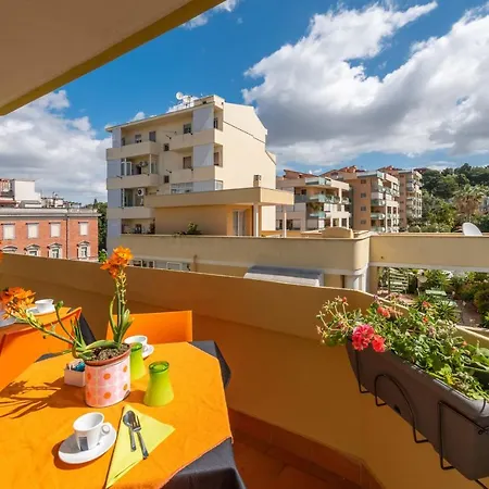 Le Residenze Di Carla A Stampace דירה קליארי