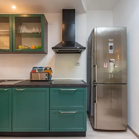 Le Residenze Di Carla A Stampace קליארי