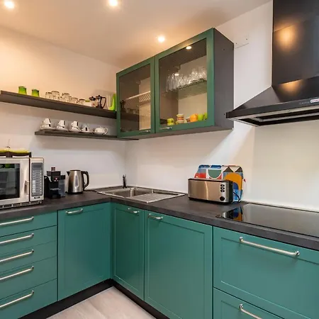 Le Residenze Di Carla A Stampace דירה קליארי
